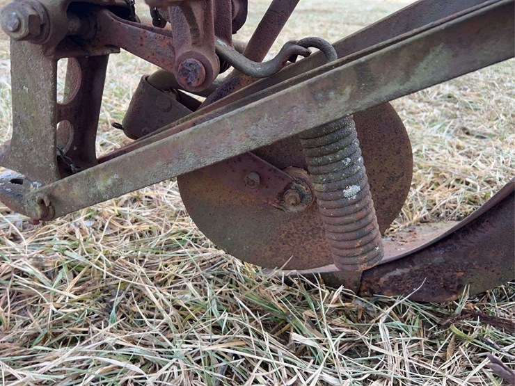 two-bottom-fordson-plow-image-8