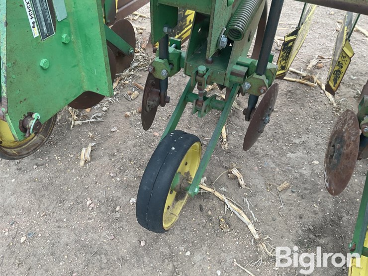 john-deere-885-image-15