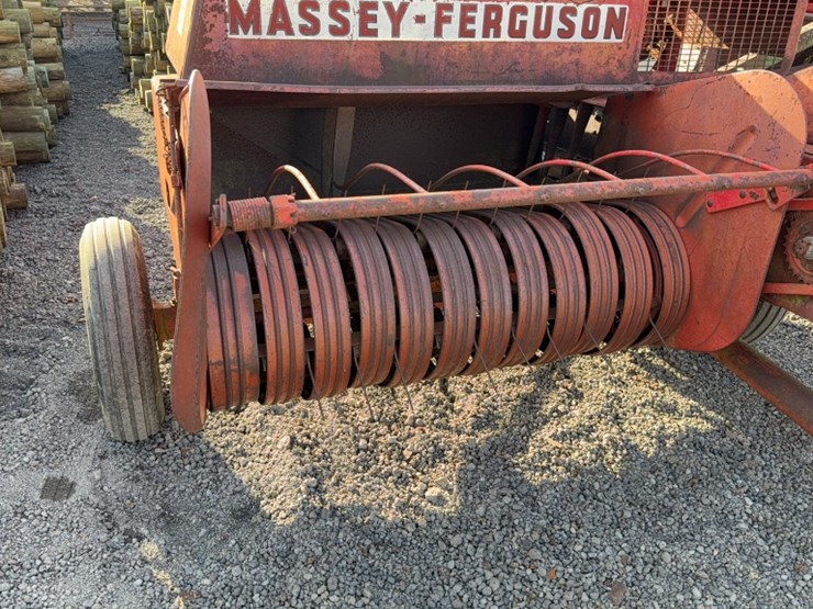massey-ferguson-3-image-3