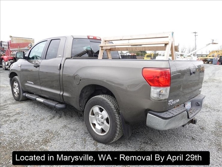 2010-toyota-tundra-image-14