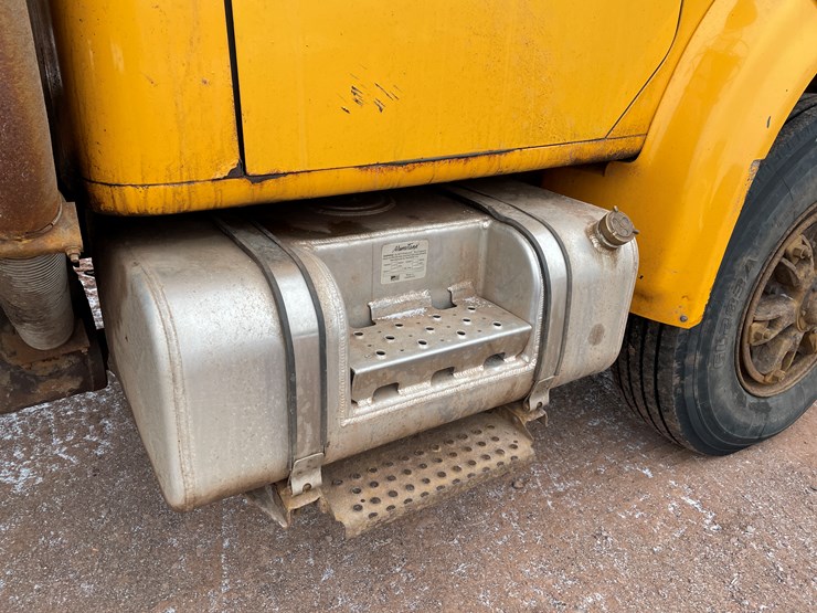 1991-international-4900-image-40