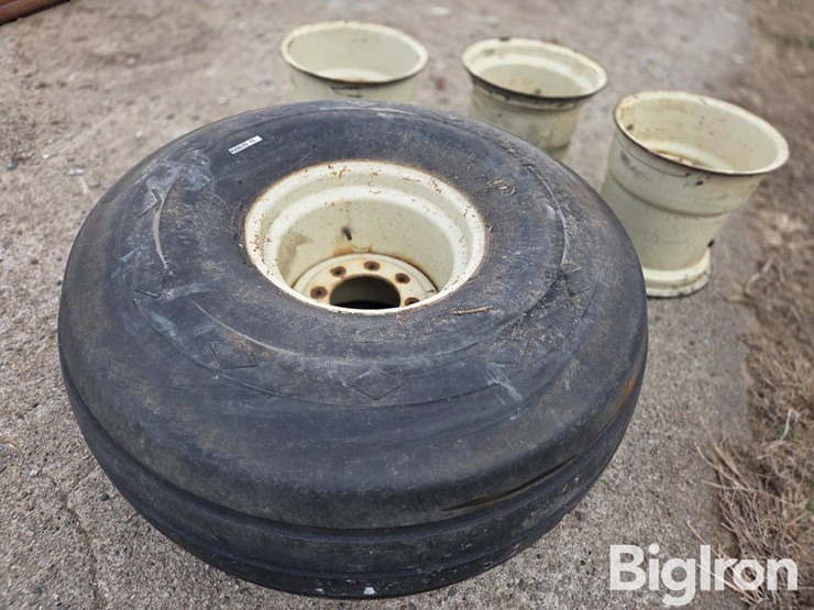 goodyear-21.5l-16.1-tire-&-rims-image-3