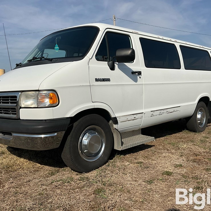 1994 DODGE 350