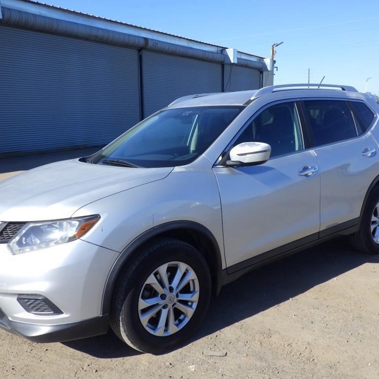 2016 NISSAN ROGUE