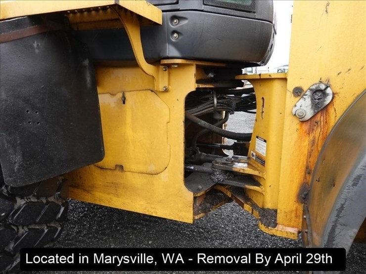 2004-deere-644j-image-28