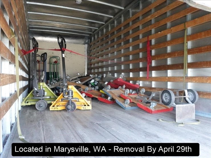 2013-isuzu-nqr-image-23