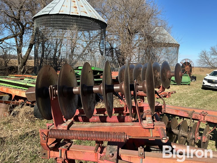 massey-ferguson-620-image-14