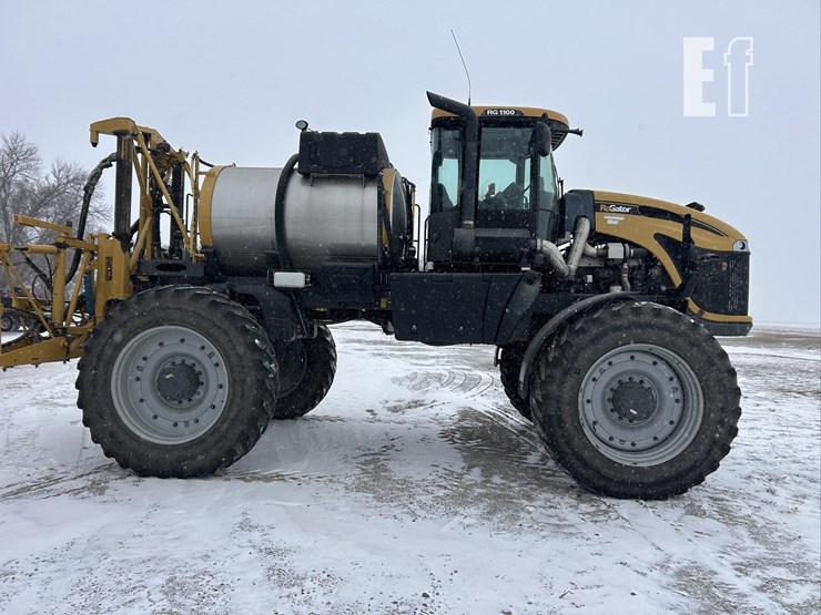 2012-ag-chem-rg1100-image-82