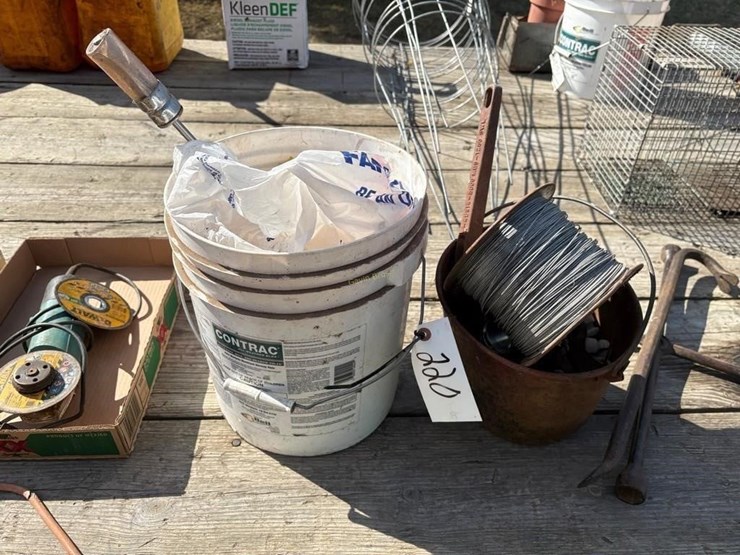 fencing-supplies-image-1