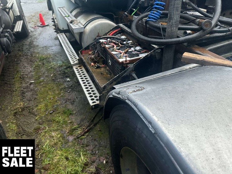 2005-western-star-4900-image-8