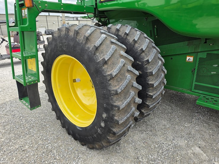 2010-john-deere-2010-image-12