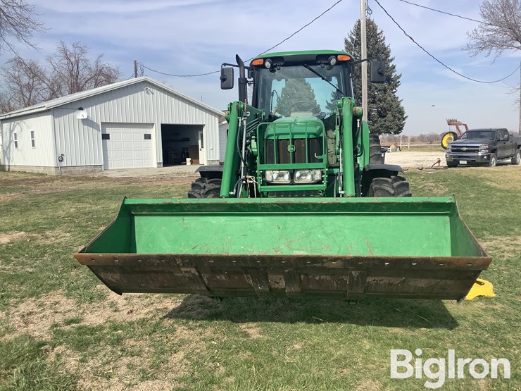 2011-john-deere-7230-image-2