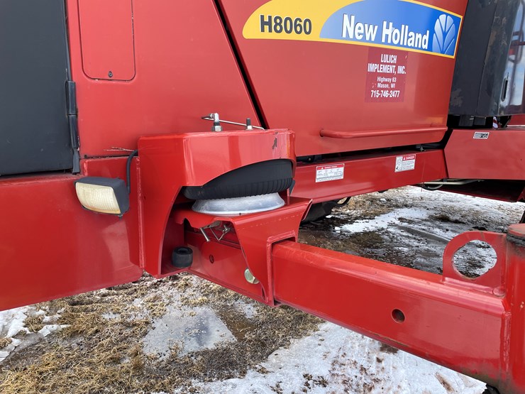 2011-new-holland-h8060-image-32