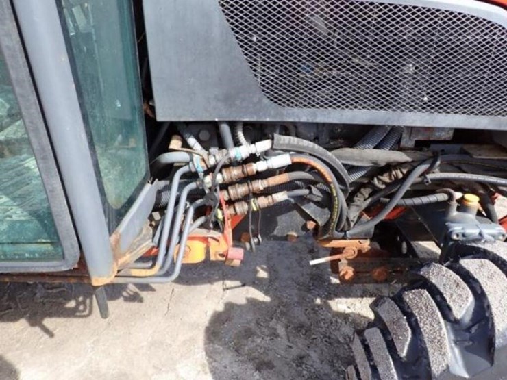 2017-kubota-b2650hsd-image-51