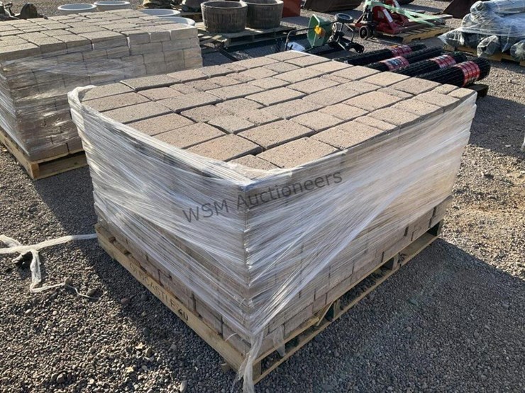 pallet-of-stone-pavers-image-2