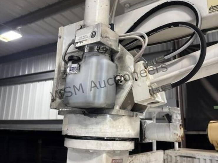 2017-ford-f550-image-13