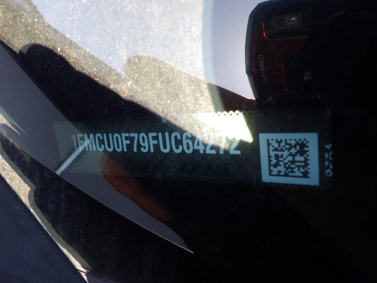 2015-ford-escape-image-15