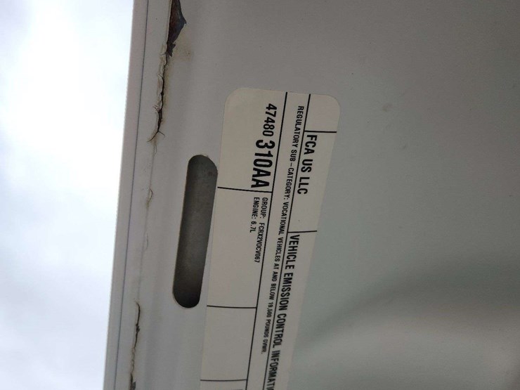 2015-ram-5500-slt-image-43