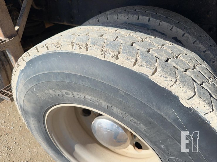 1999-kenworth-t800-image-40