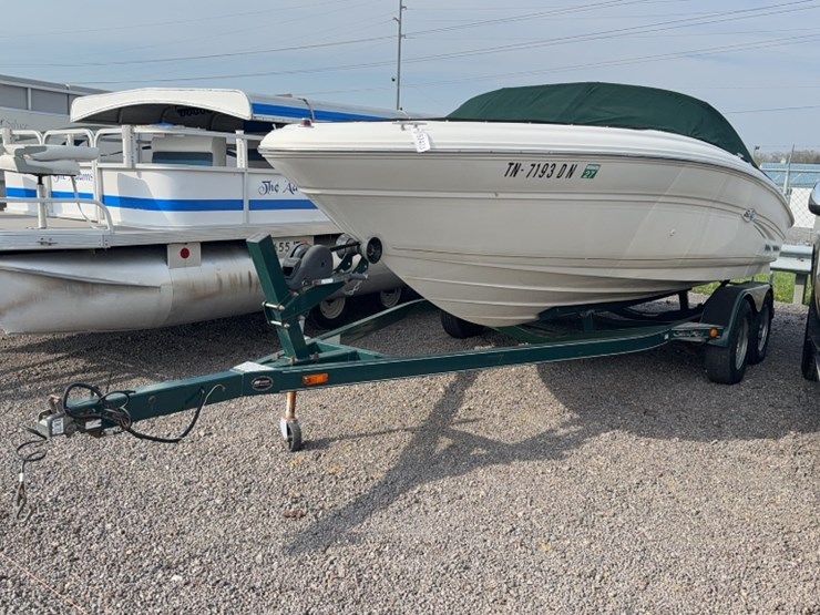 #4004-•-1999-sea-ray-190-19'-runabout-boat-image-1