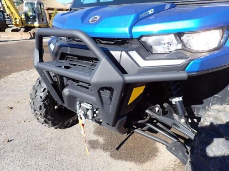 2022-can-am-defender-limited-hd10-4x4-side-by-side-image-27