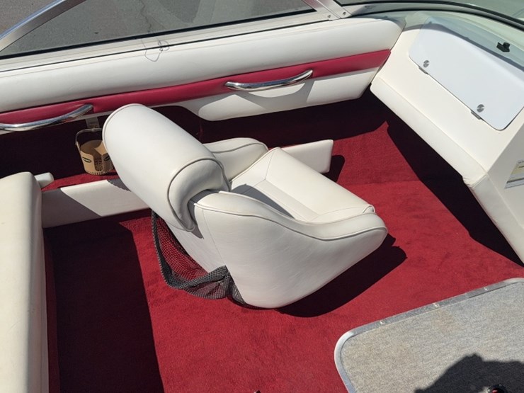 #4006-•-cobia-monte-carlo-188es-19'-runabout-boat-image-15