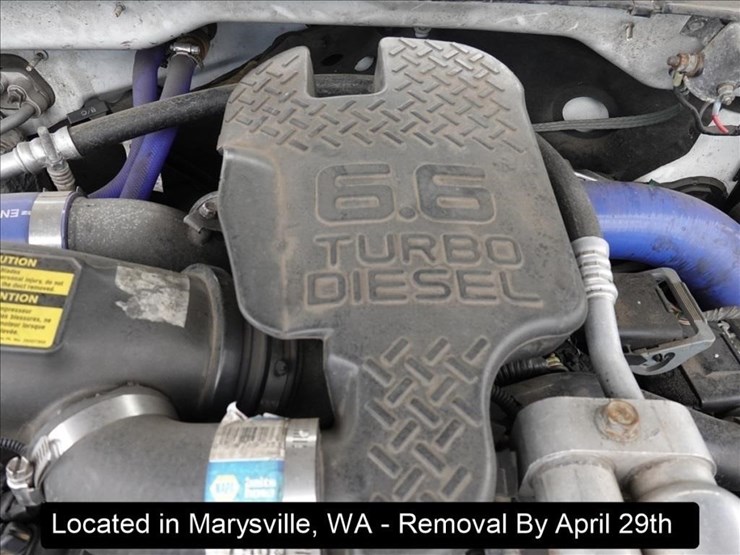 2002-chevrolet-3500-image-28