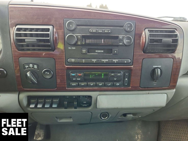 2006-ford-f350-image-21