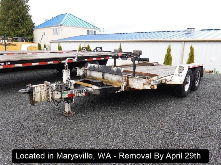 2012-utility-flatbed-image-1