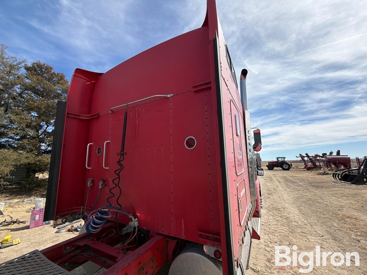 1997-kenworth-w900b-image-11