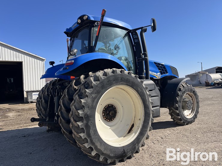 2014-new-holland-t8.275-image-5