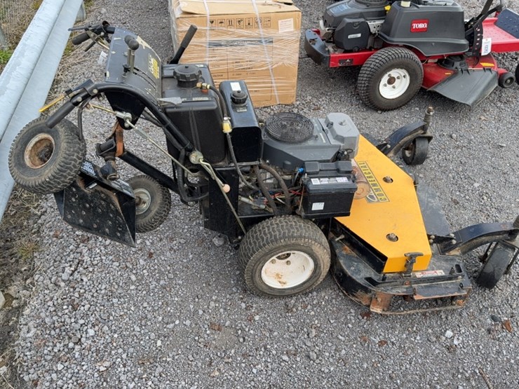 #4095-•-cub-cadet-commercial-48"-walk-behind-mower-image-6