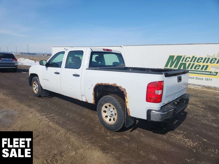 2013-chevrolet-silverado-1500-image-3