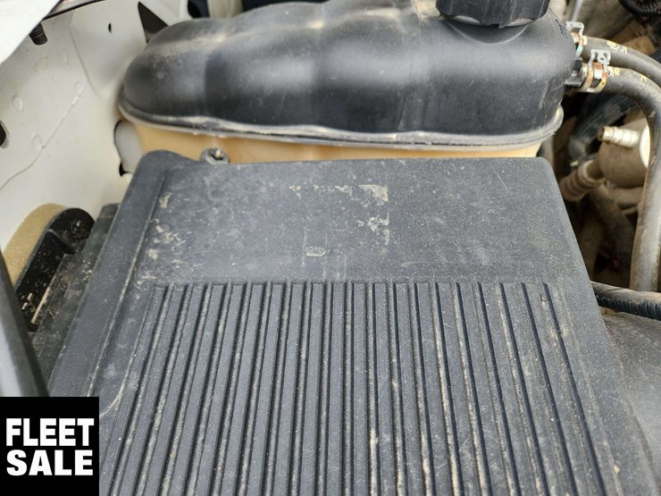 2014-chevrolet-silverado-1500-image-34