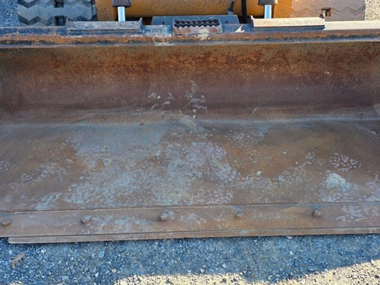 2021-case-tv450b-image-37