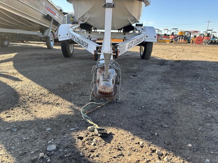 1991-unknown-trailer-image-21