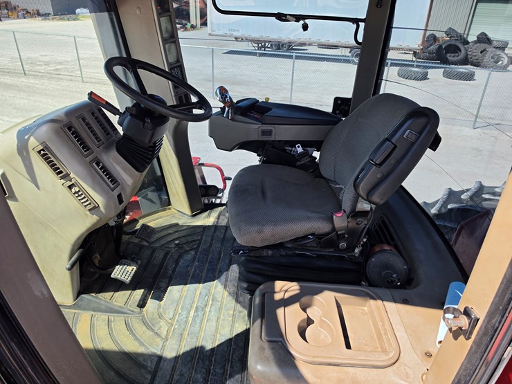 2014-case-ih-steiger-370-image-7