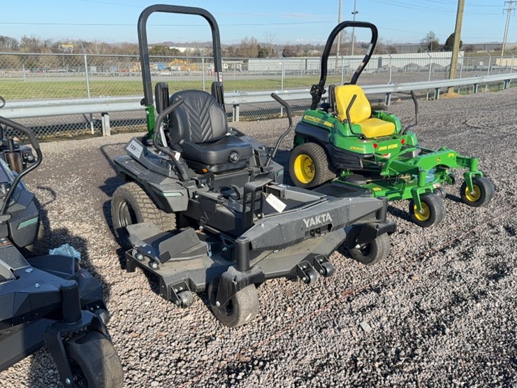 #4026-•-yakta-yxr-710-zero-turn-mower-image-3