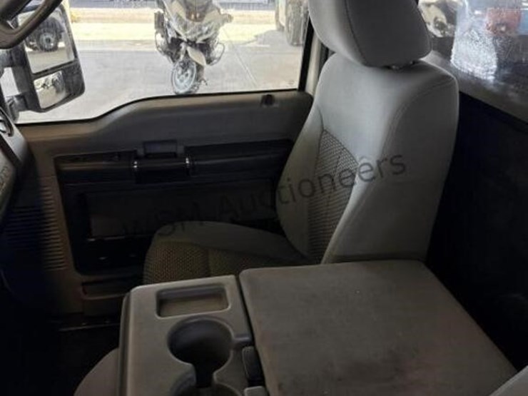 2015-ford-f250-image-21