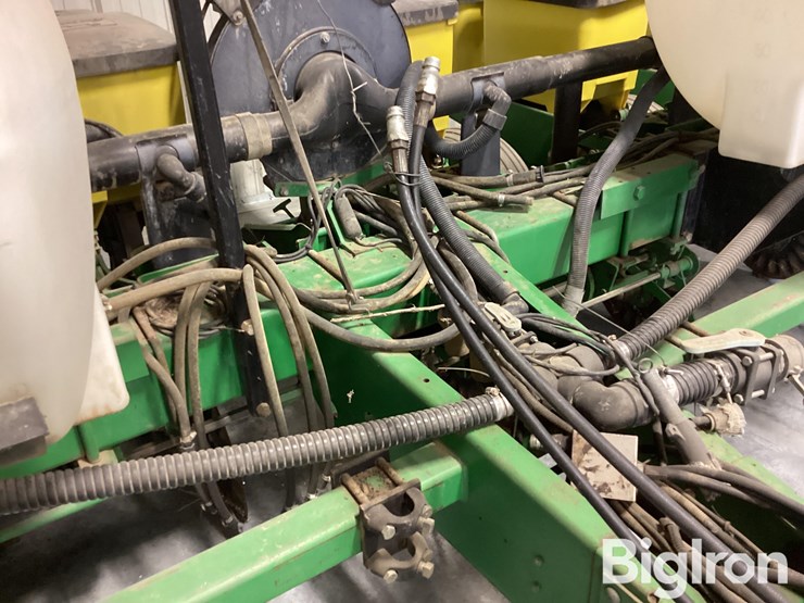 2005-john-deere-1750-image-10