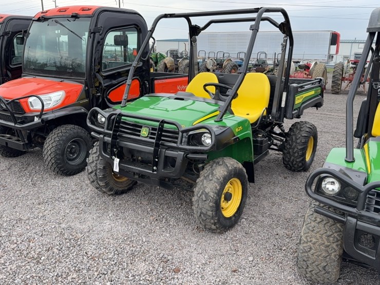 2012-john-deere-gator-image-1
