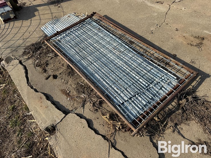 wire-gates-&-barn-tin-image-1