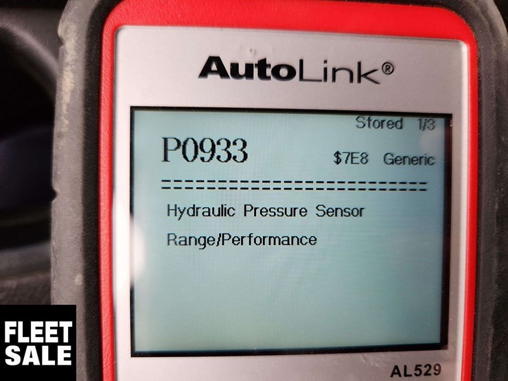 2013-dodge-1500-image-27