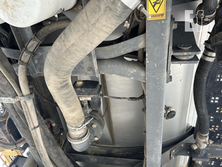 2012-ag-chem-rg1100-image-48