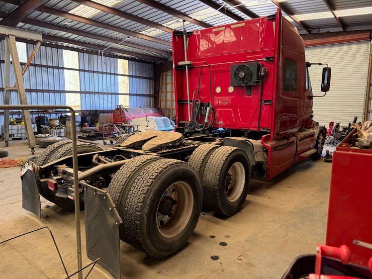 2014-international-prostar-image-3