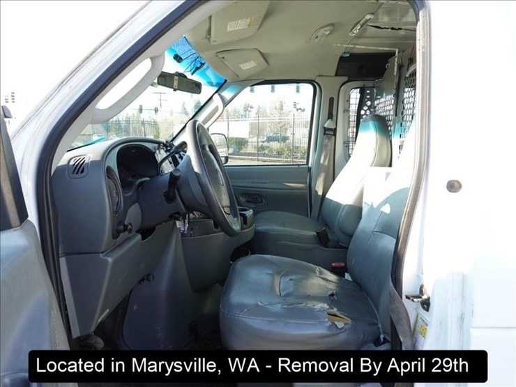 2006-ford-e250-image-3