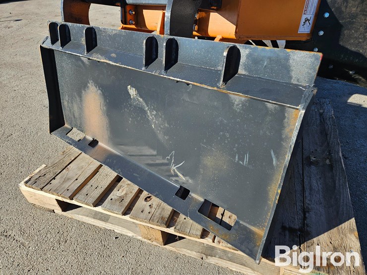 2025-massey-ferguson-730-image-19