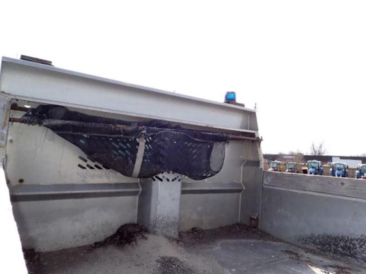 2012-ford-f750-xlt-image-40