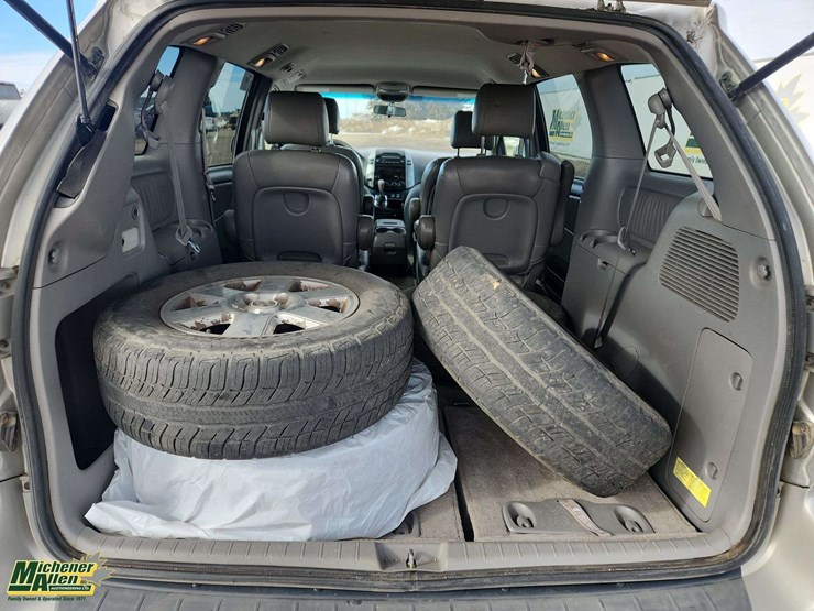 2007-toyota-sienna-le-image-16