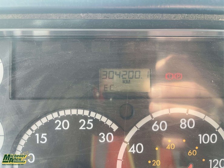 2006-freightliner-fs65-image-21